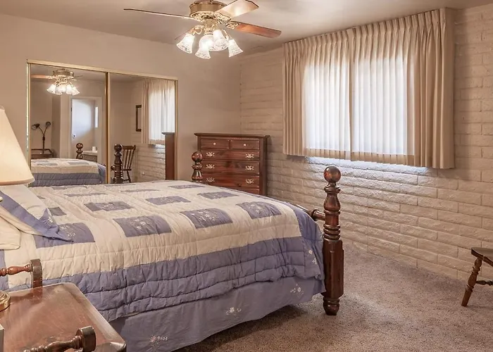 Moovalya Keys | Spacious Riverfront Retreat • Private Dock * Parker