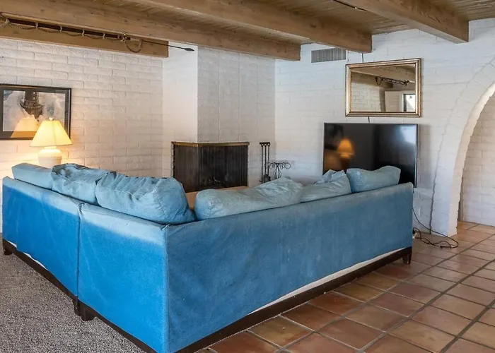Holiday home Moovalya Keys | Spacious Riverfront Retreat • Private Dock