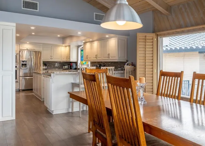 Moovalya Keys | Spacious Riverfront Retreat • Private Dock